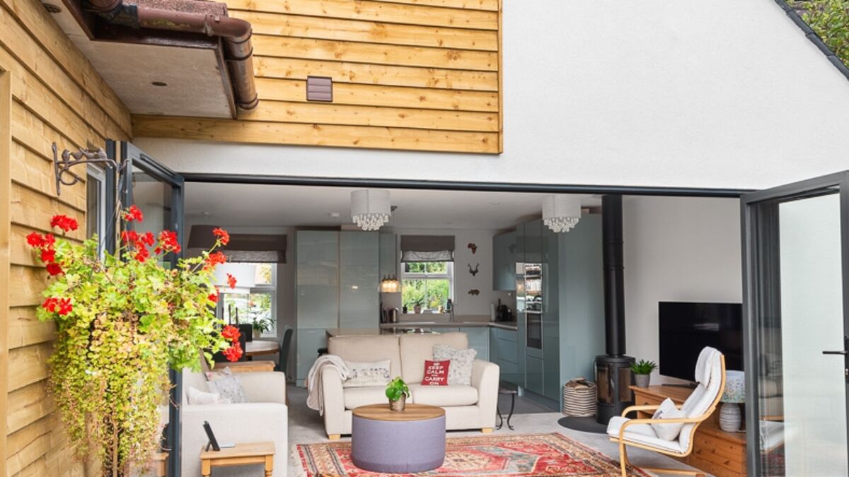 3. 201014-072 Rear elevation.jpg