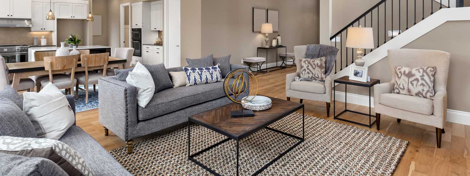 Large open plan living room and kitchen