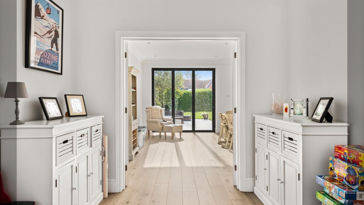 6. 201009-329 Open plan space from playroom.jpg