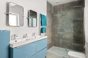 A large vanity unit not only looks great, but also provides lots of storage