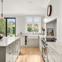 5. 201009-387 Kitchen to outside.jpg