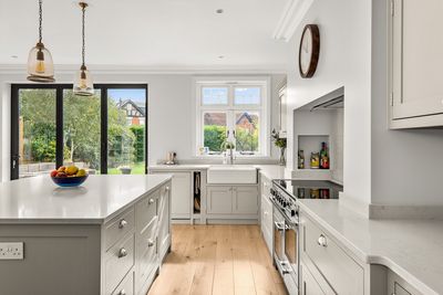 5. 201009-387 Kitchen to outside.jpg