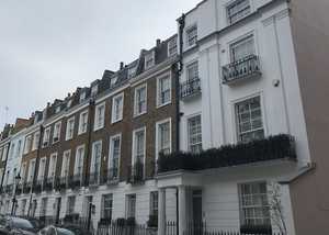 On my trip to London, I spotted a Mansard Roof design, similar to that planned for a client in Henley. I took the opportunity to take a snap to show the client.