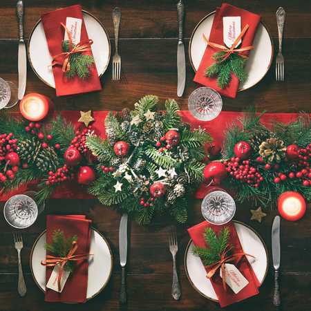 Step-by-step: Finesse Your Festive Dining Table